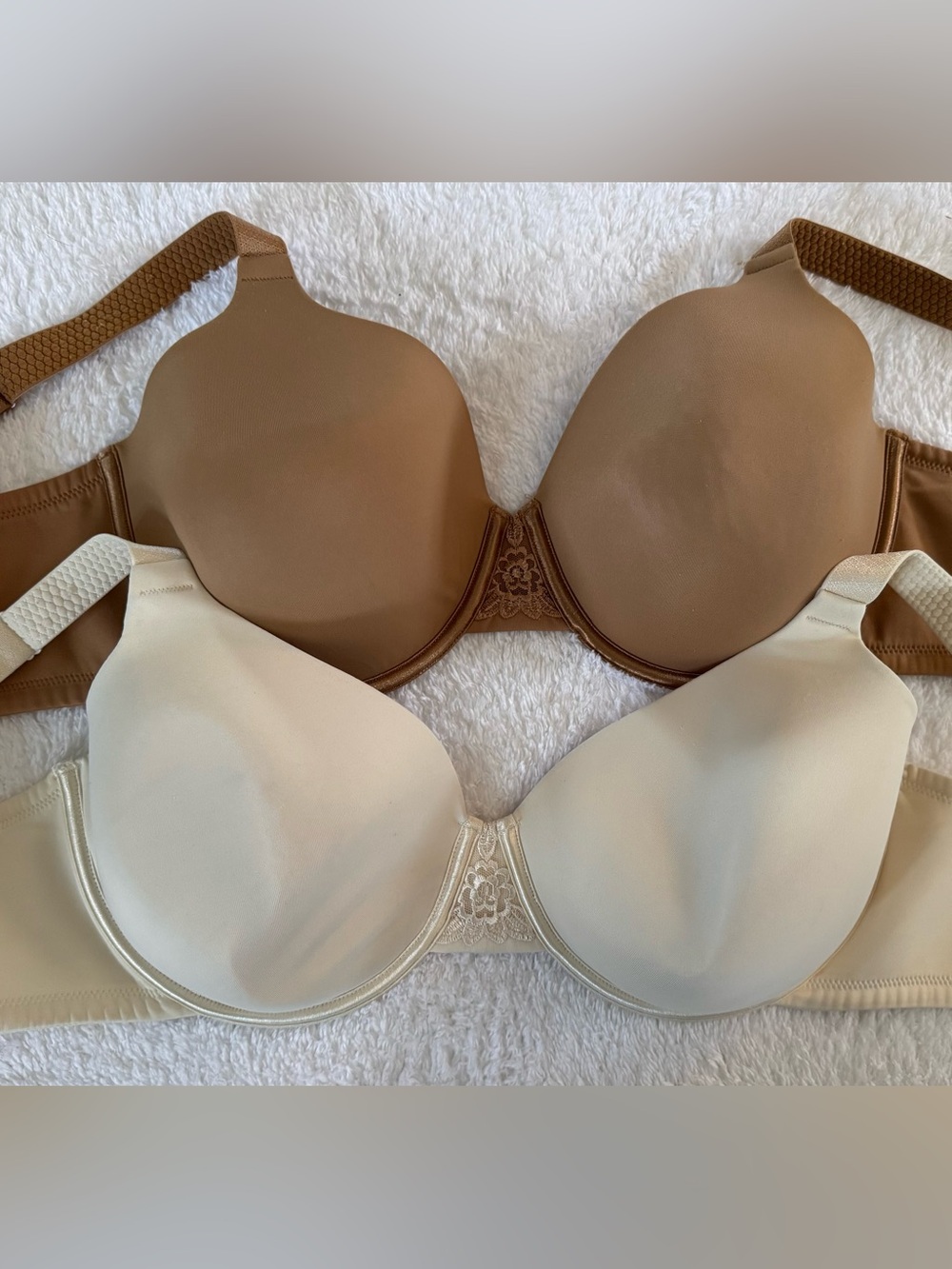 Vanity Fair # 76380 lot of 2 underwire T-shirt bras Beauty Back size 38DD